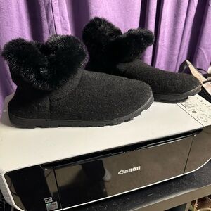 Avon Black Ankle Boots with Faux Fur NEW